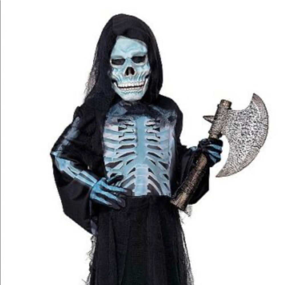 Totally Ghoul X-ray skeleton costume. NWT. Med mask, robe, gloves(hs)